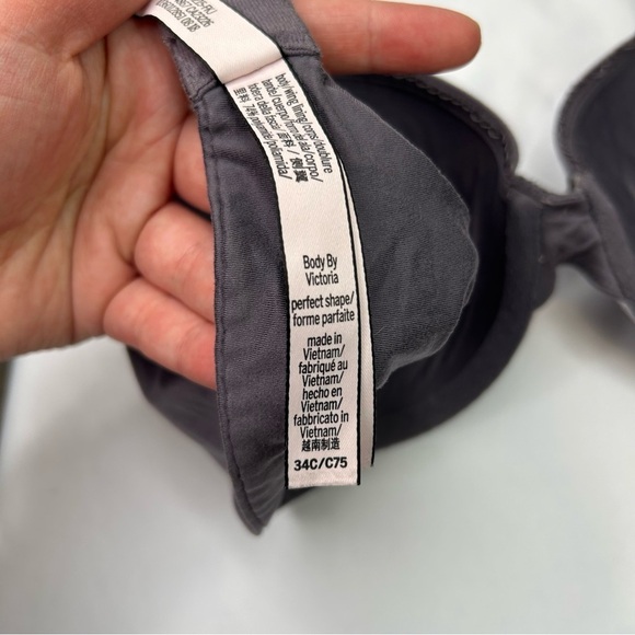 Victoria’s Secret purple body Victoria perfect shape size 34C‎ - Picture 9 of 12